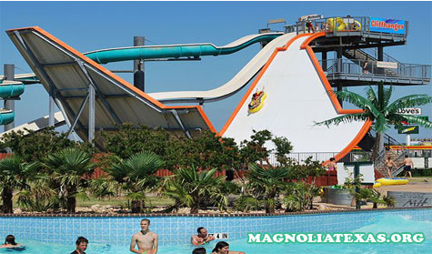 Wisata Taman Air Hurricane Harbor Splashtown Texas